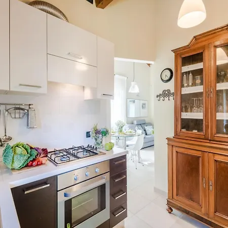 Smart Apartment With Terrace And Parking In Lucca *