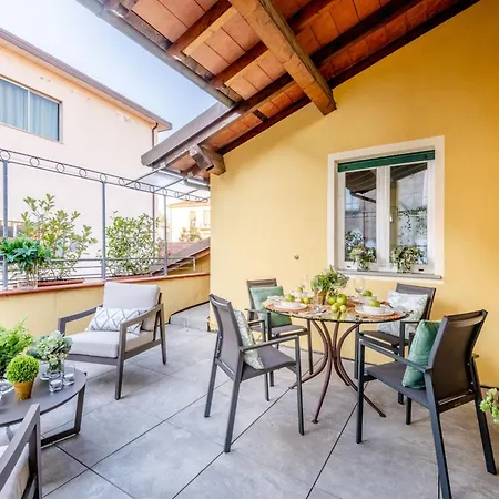 Smart Apartment With Terrace And Parking In Lucca Apartment *